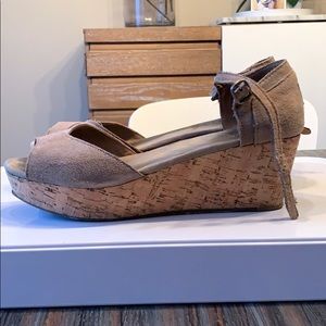 Toms wedge sandals